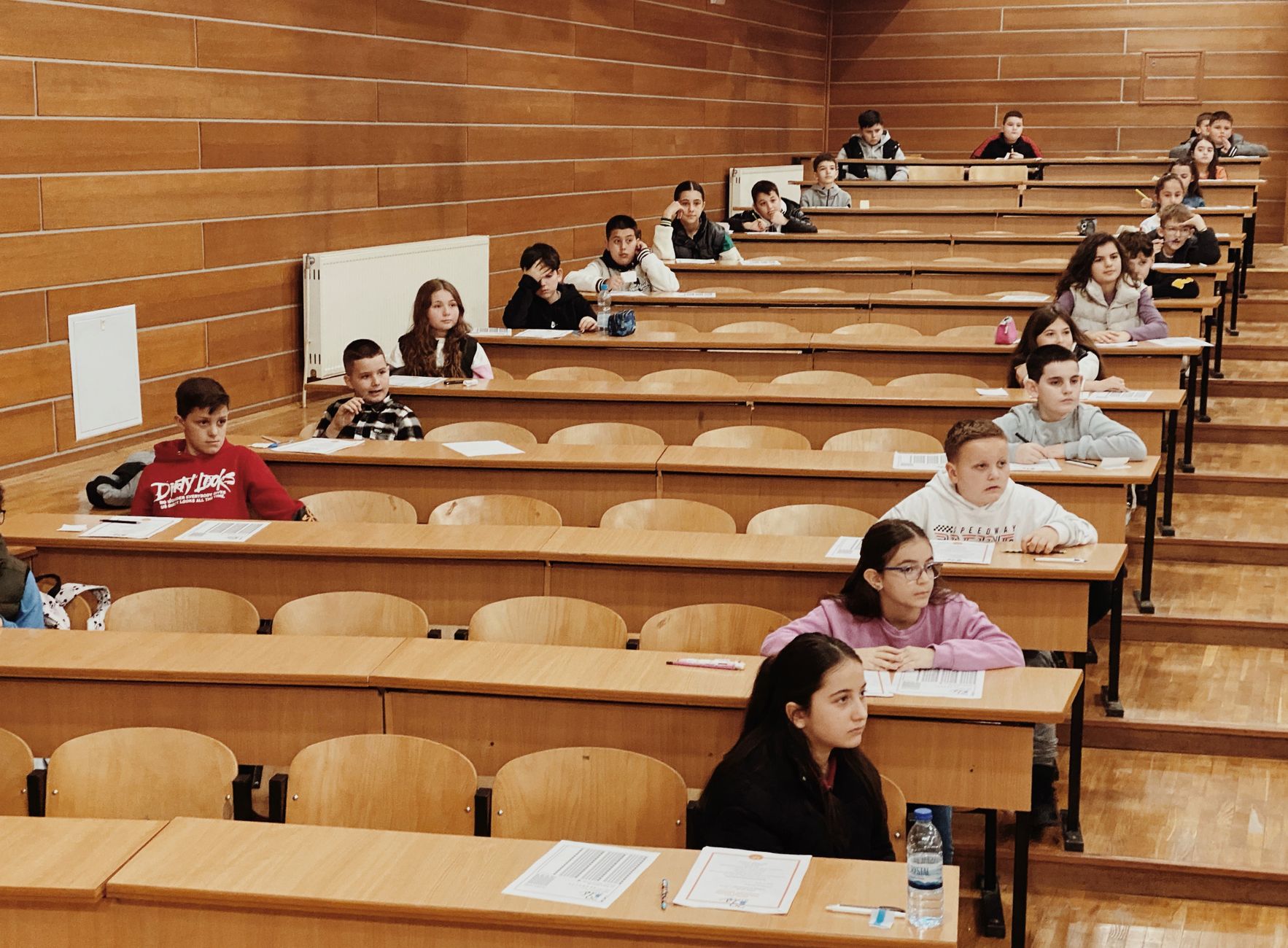 Unions Urge Teachers to Strike as French School Exams Go Ahead in up to 40°C Heat: What International Students Must Know