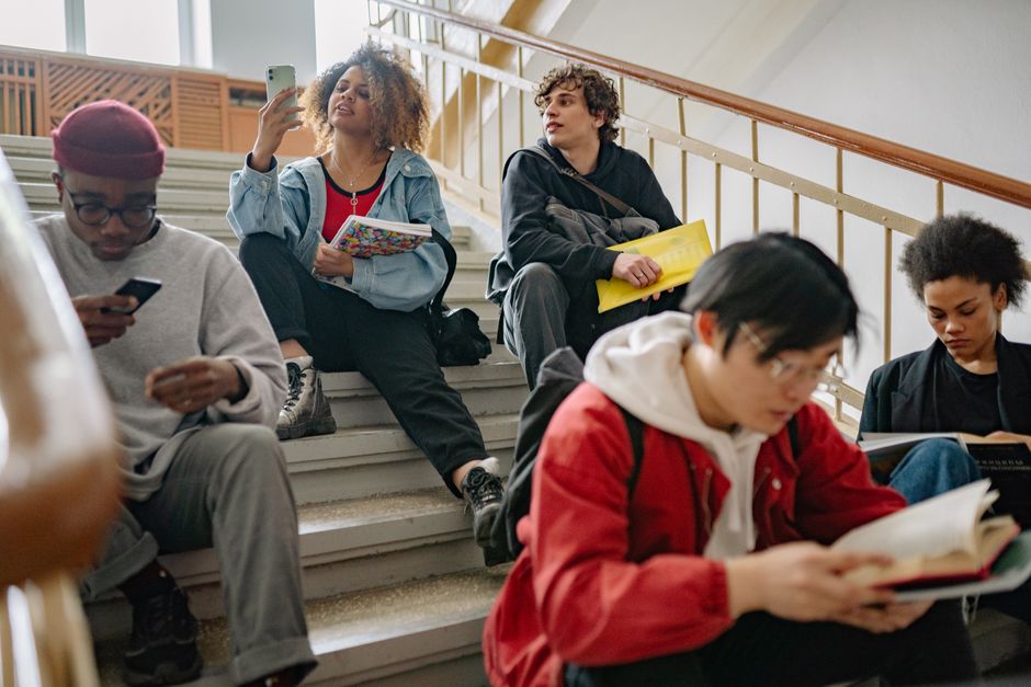 Comisiones de los agentes educativos explicadas (2026): cómo cobran los agentes de estudios en el extranjero y qué significa para ti
